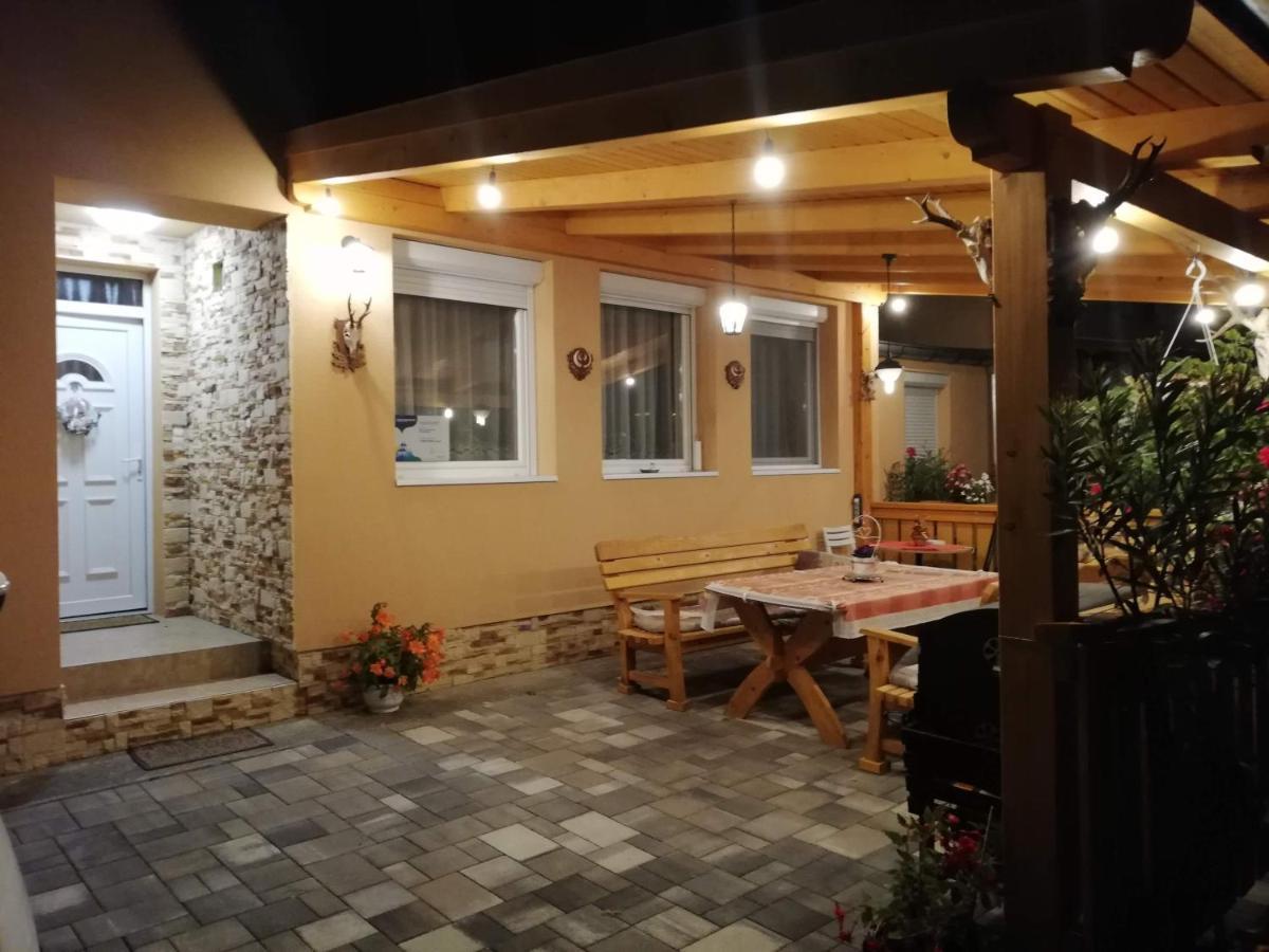 הוילה Andornaktálya Agica Vendeghaz מראה חיצוני תמונה