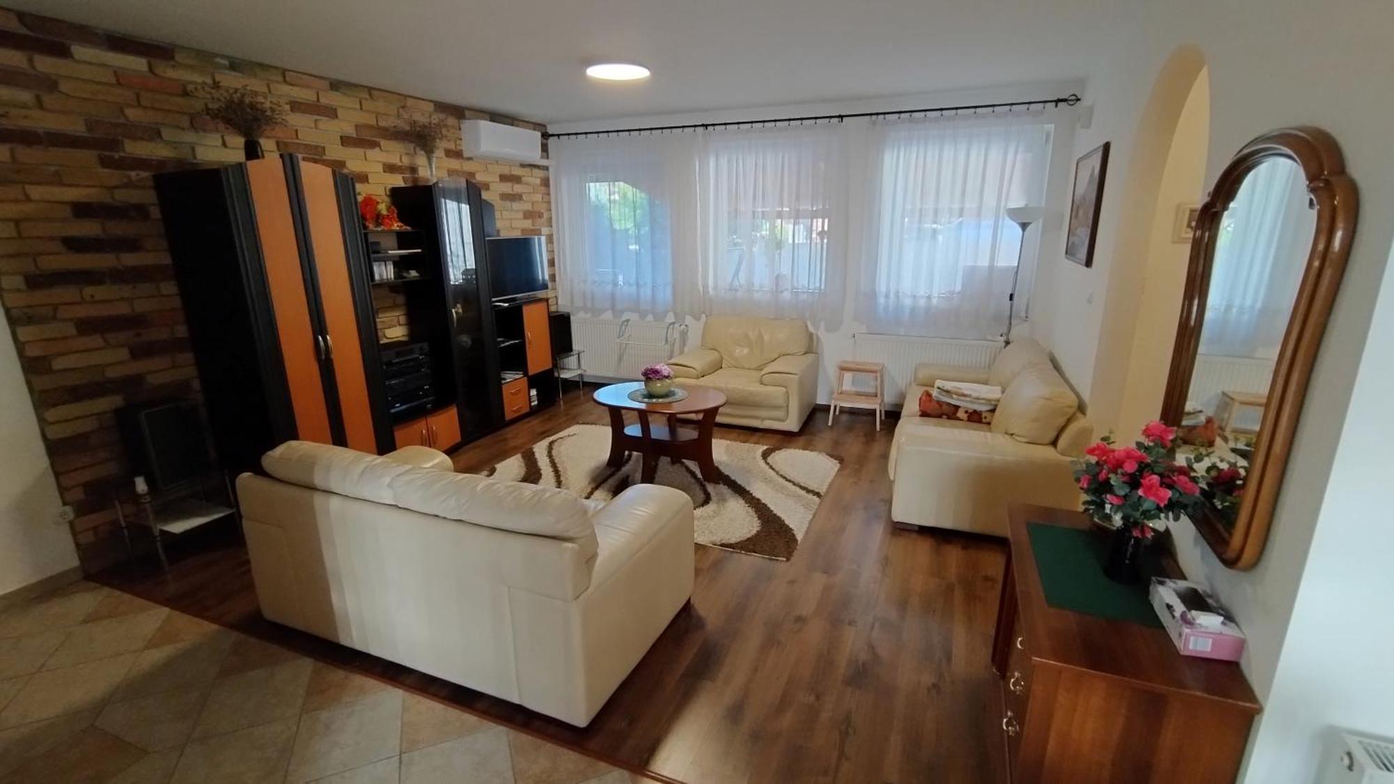 הוילה Andornaktálya Agica Vendeghaz מראה חיצוני תמונה