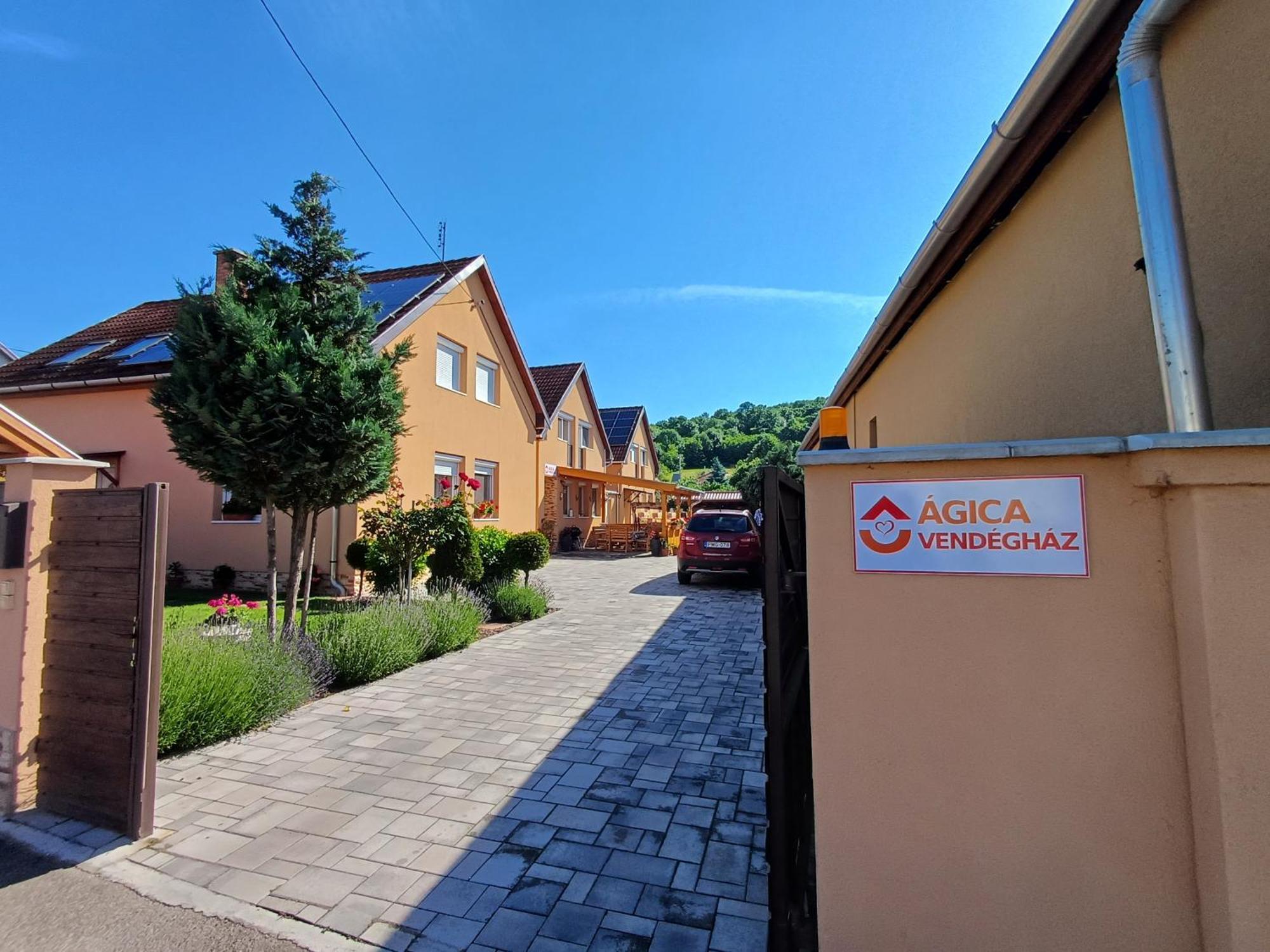 הוילה Andornaktálya Agica Vendeghaz מראה חיצוני תמונה